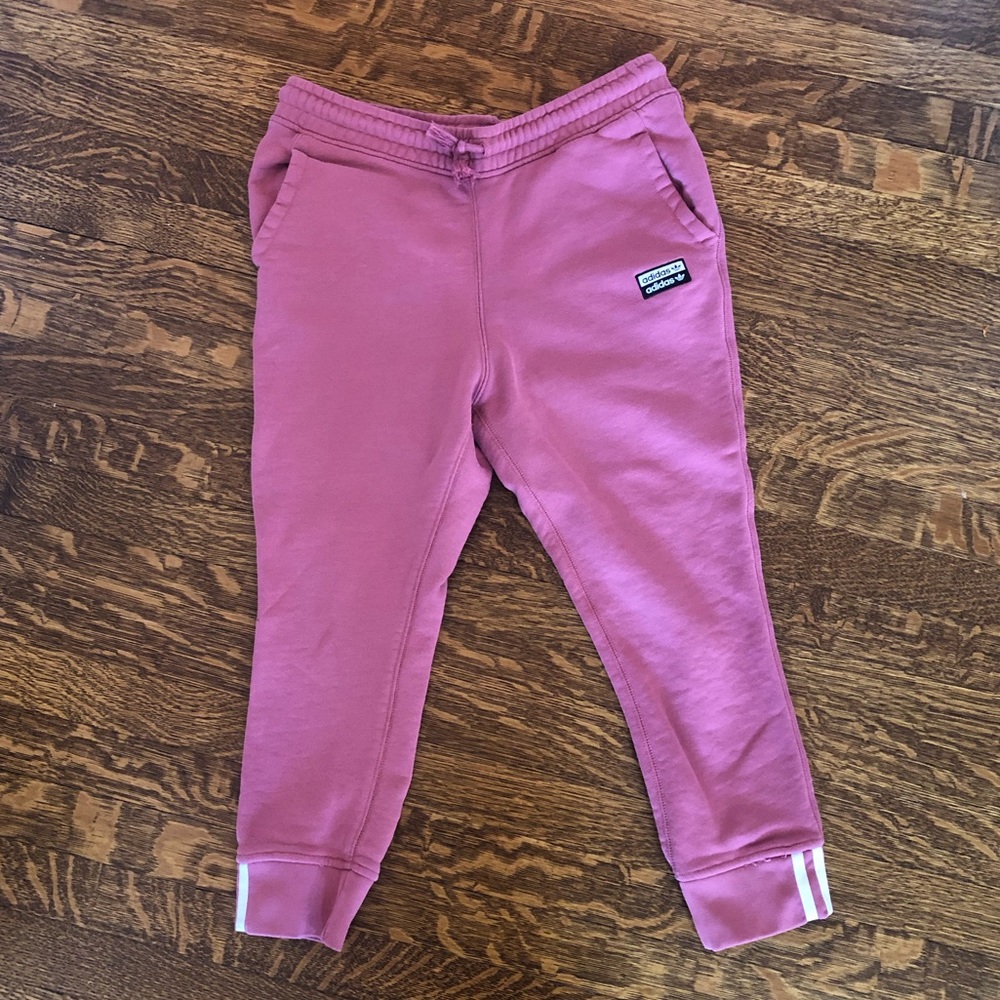 ❌SOLD❌ Women’s Adidas Mid-Rise Joggers